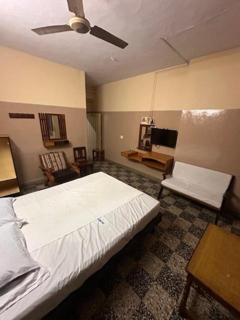 Sri Krishna Residency Otel Vellore Dış mekan fotoğraf